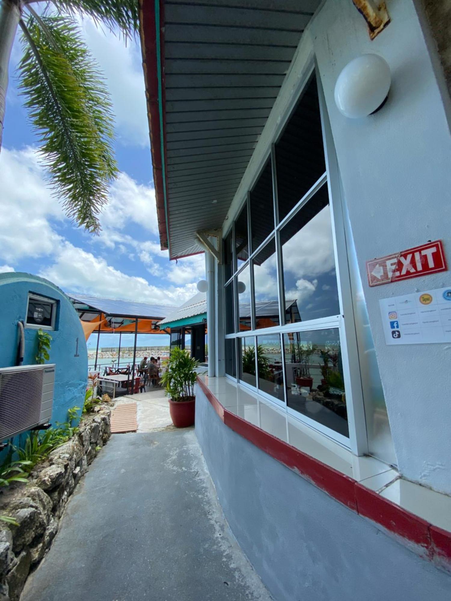 Tubotel Pantai Cenang  Exterior photo